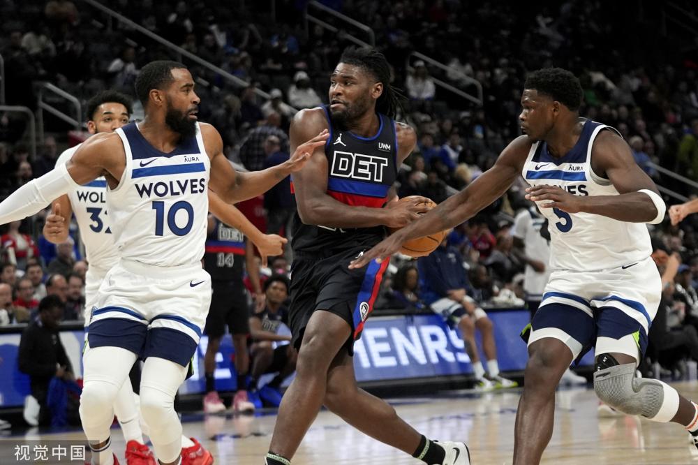 纷表达了对 纷表达了对