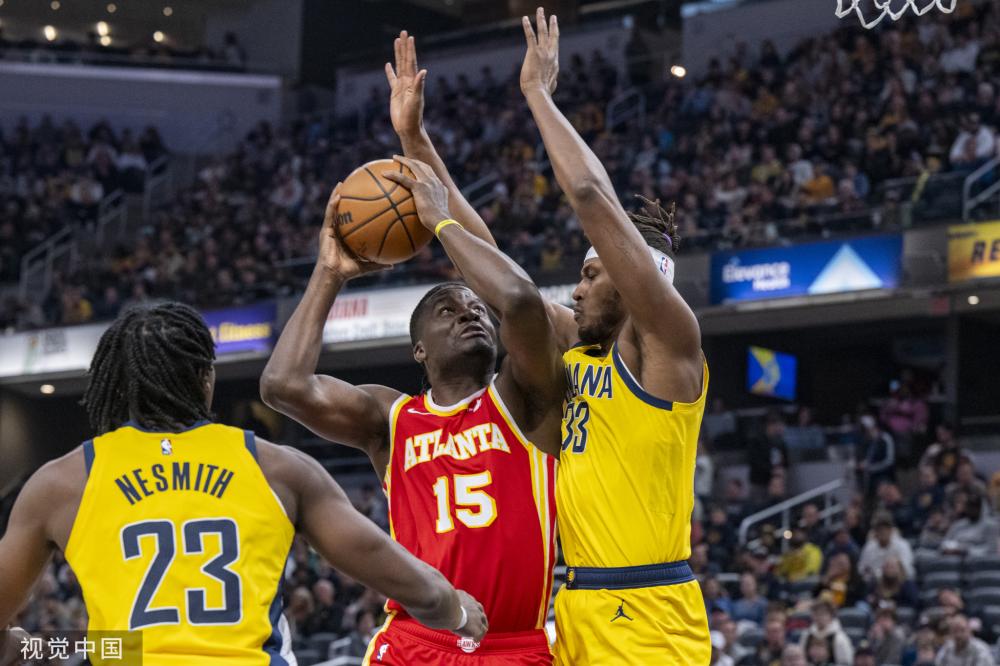 由我们自己 由我们自己